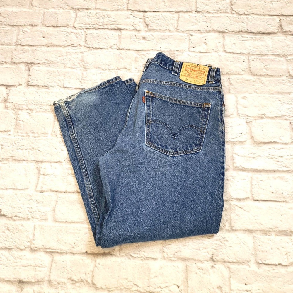 Levi's 550 men's Relaxed Fit Jeans size 38